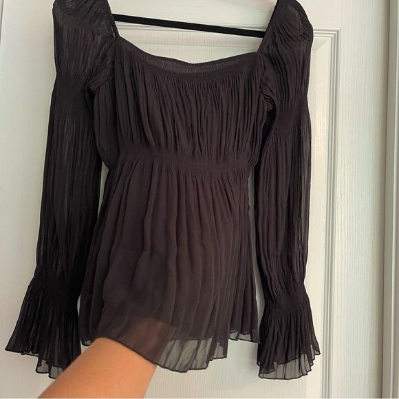 Elegant Black Women's Top - Picture 6 of 9